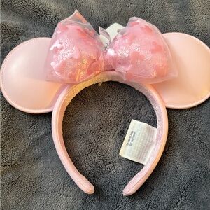Disney Light Pink Minnie Mouse Sequin Headband